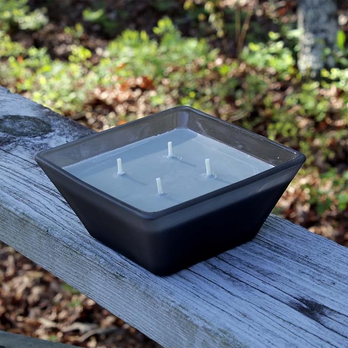 Coastal Breeze Outdoor Candle