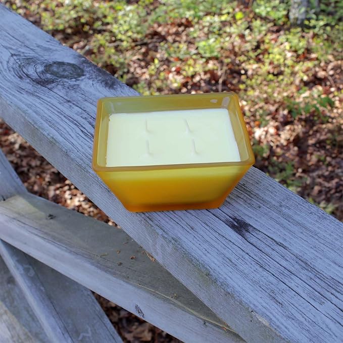 Sweet Honeysuckle Outdoor Candle