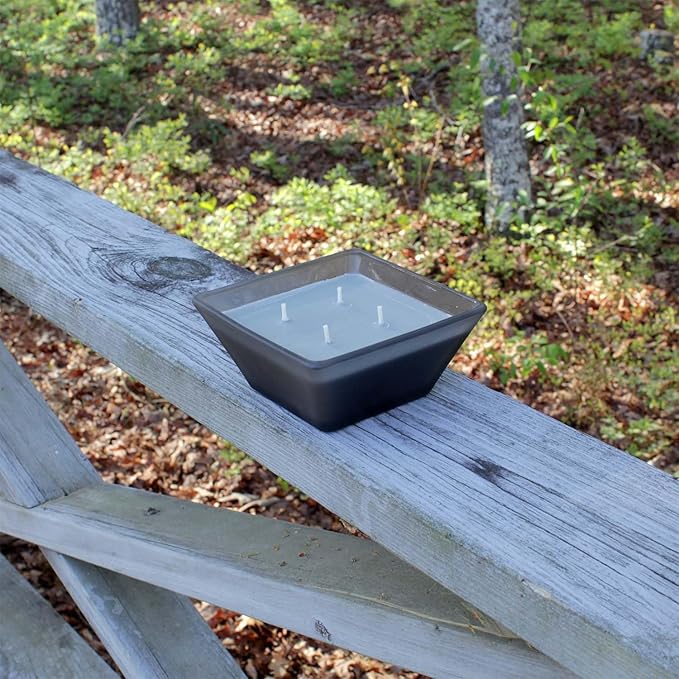Coastal Breeze Outdoor Candle